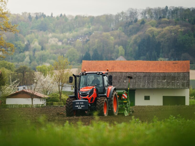 HX1402