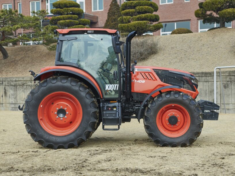 HX1402