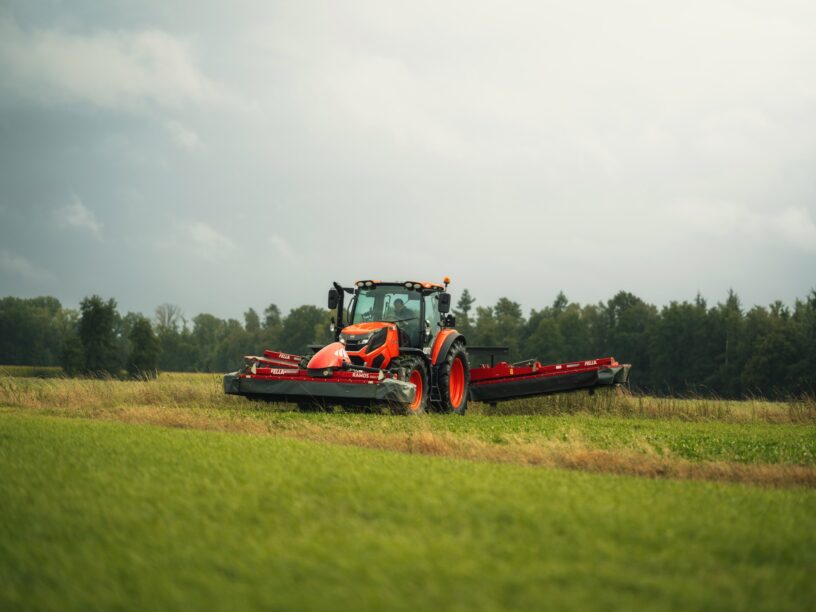 HX1403